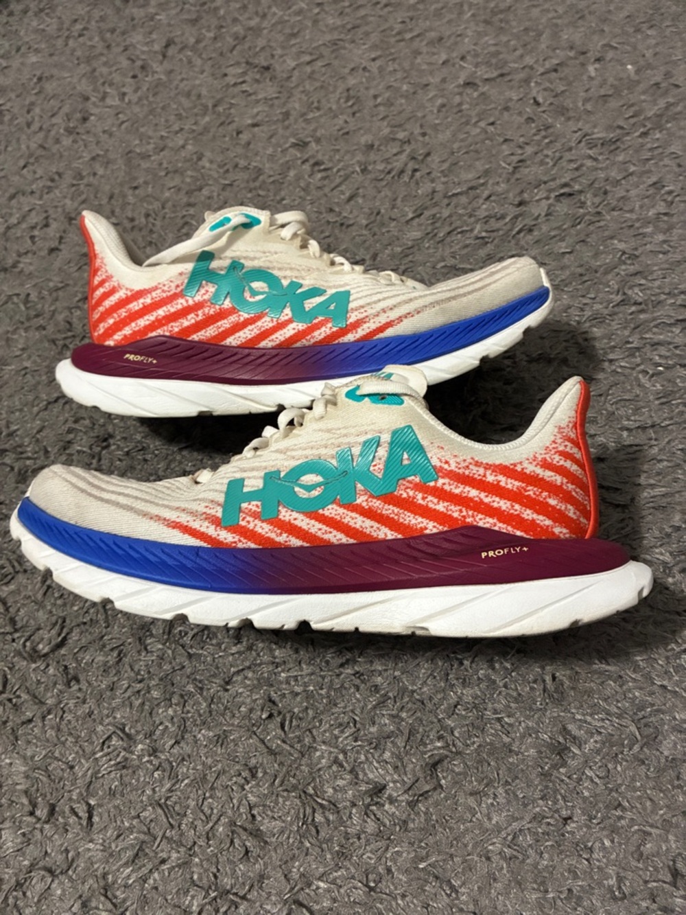 Hoka Mach 5